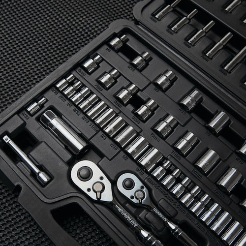 STANLEY 85 pc 1/4 in & 3/8 in Drive Mechanic's Tool Set